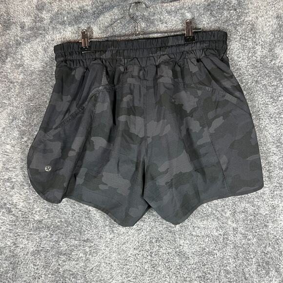 Lululemon Track That Mid-Rise Short 5" Size 12 Camo Black Athletic Yoga Gym - Picture 2 of 8